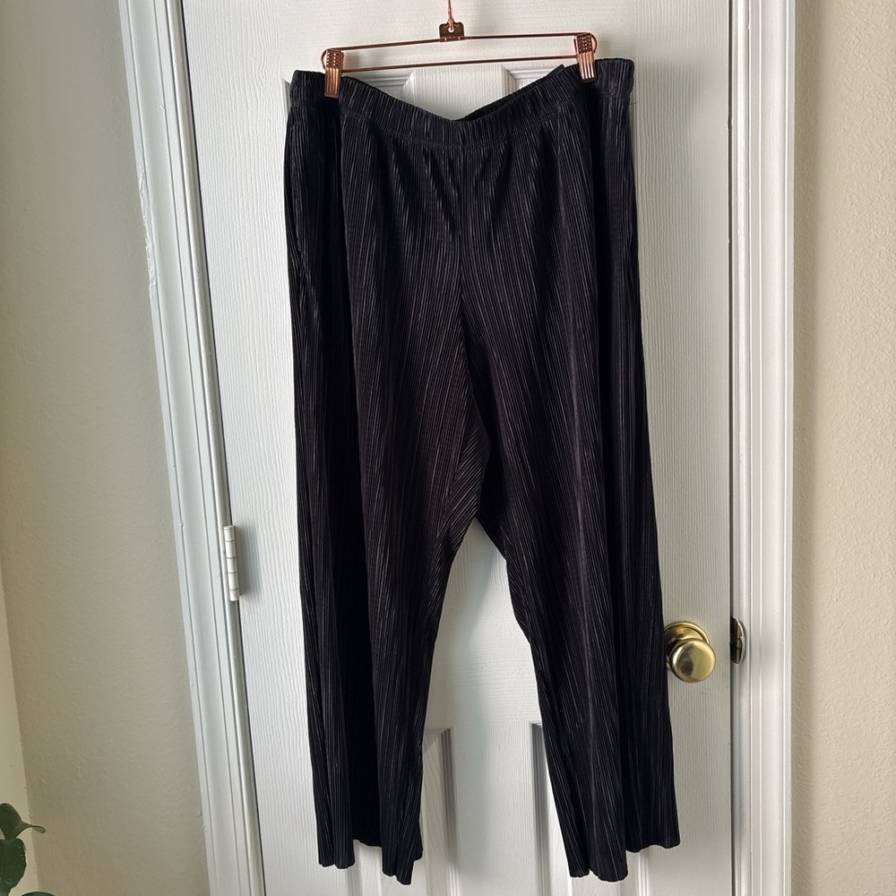 Express | Cropped Black Pleated Pants with pockets